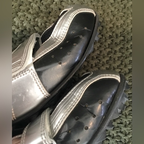 Nike Bowerman Men's Track & Field Shoes Black/Silver, Adjustable Velcro; Size 10 - Picture 9 of 15